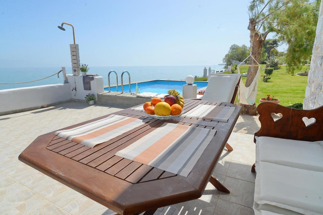 Antorina Beachfront Villas With Private Pools Kamari  Экстерьер фото